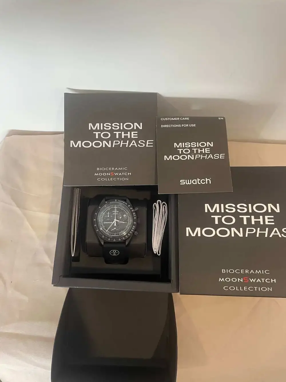 NWOT Swatch x Omega MISSION TO THE MOONPHASE Men's NEW MOON Black Watch
